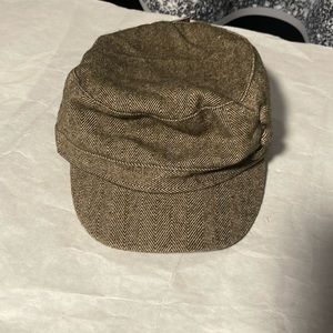 Women’s fashion cap